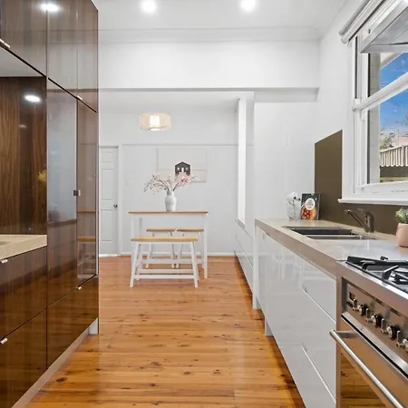 Big Stylish 3 Bed House With Free Parking Villa Oatlands Exterior photo